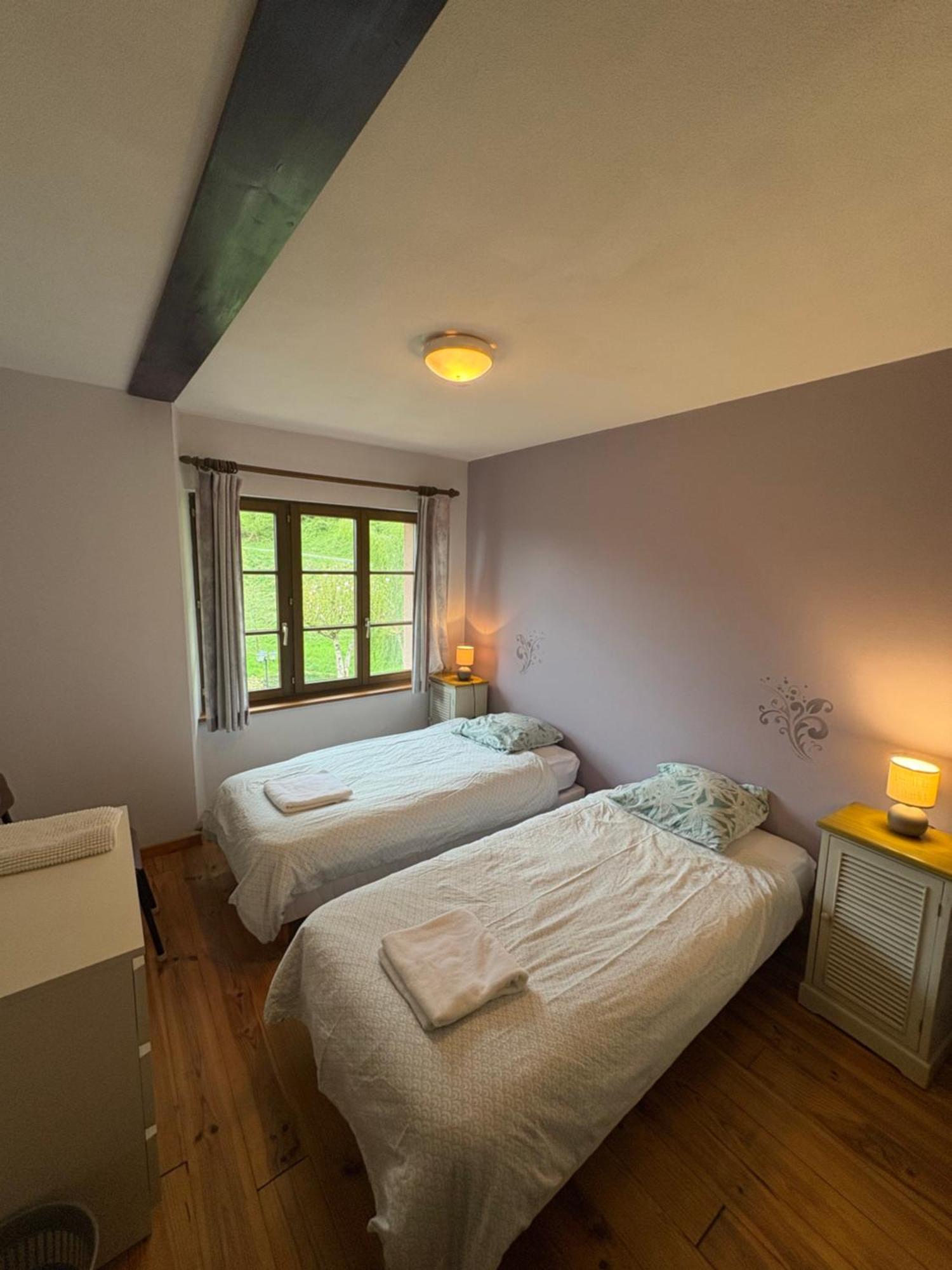 La Belle Charbonniere Hotel La Grande Fosse Bilik gambar